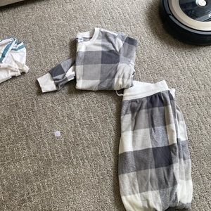 super cute pj set from old navy!